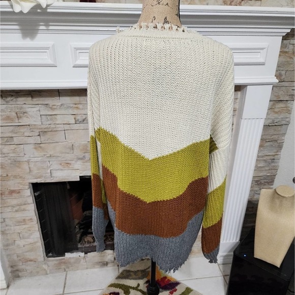 BLU PEPPER color block chevron‎ boho destroyed sweater size 2X - Picture 2 of 8